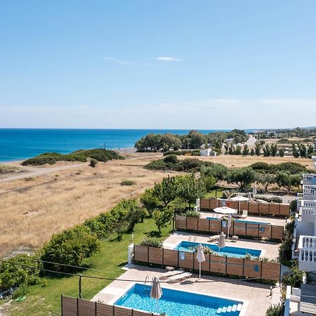 Rita Mare Seafront Villas Heated Pools Gennadi Exteriör bild
