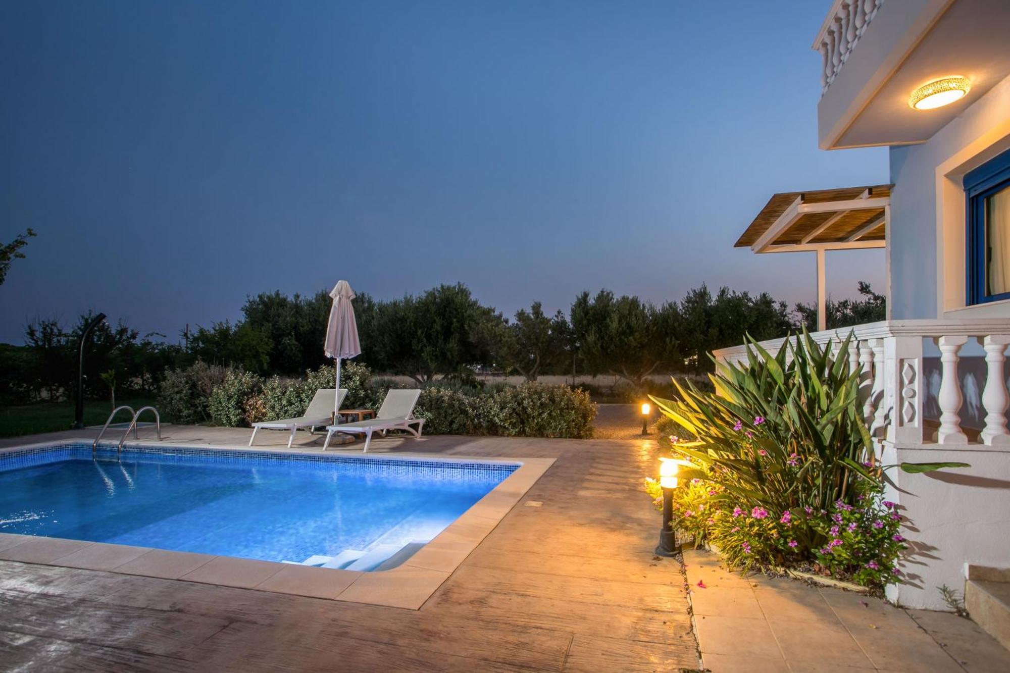 Rita Mare Seafront Villas Heated Pools Gennadi Exteriör bild