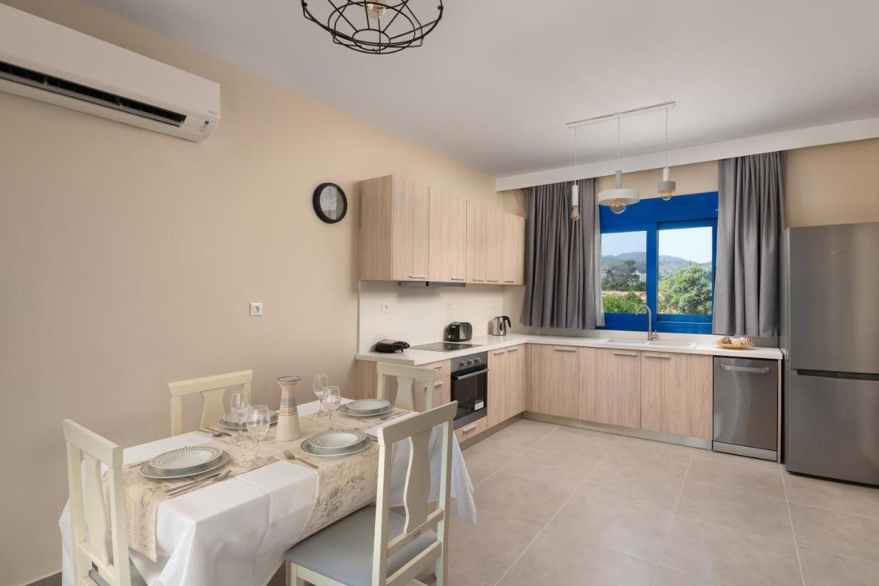 Rita Mare Seafront Villas Heated Pools Gennadi Exteriör bild