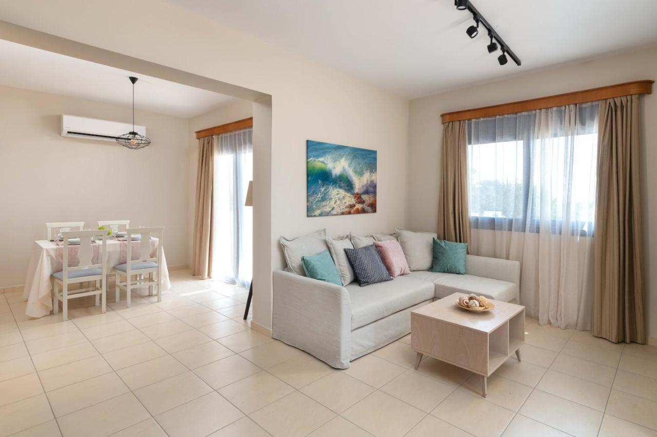 Rita Mare Seafront Villas Heated Pools Gennadi Exteriör bild